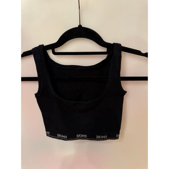 Skims Seamless Rib Scoop Bralette Logo Band Black Crop Tank Onyx small - Picture 1 of 3